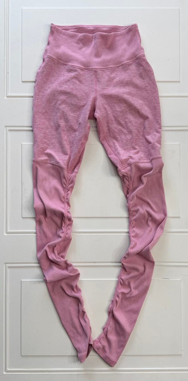 Alo Yoga Womens Sz XS Goddess Scrunch Pink Yoga Leggings Activewear Pants